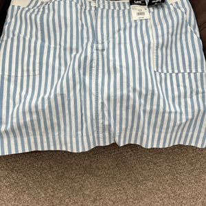 women’s Lee Skort, Size 22 New with Tag